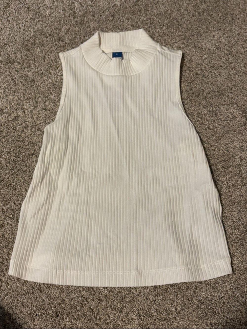 Old Navy Cream Ribbed Sleeveless Mock Neck Tank